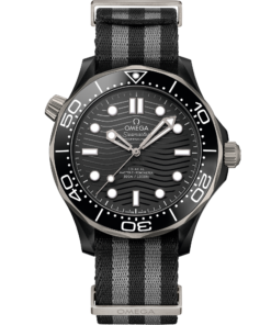 Omega SEAMASTER DIVER 300M 43.5 mm, black ceramic on NATO strap 210.92.44.20.01.002