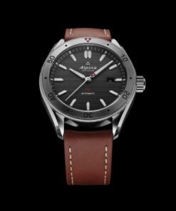 Alternative view of Alpiner 4 Automatic