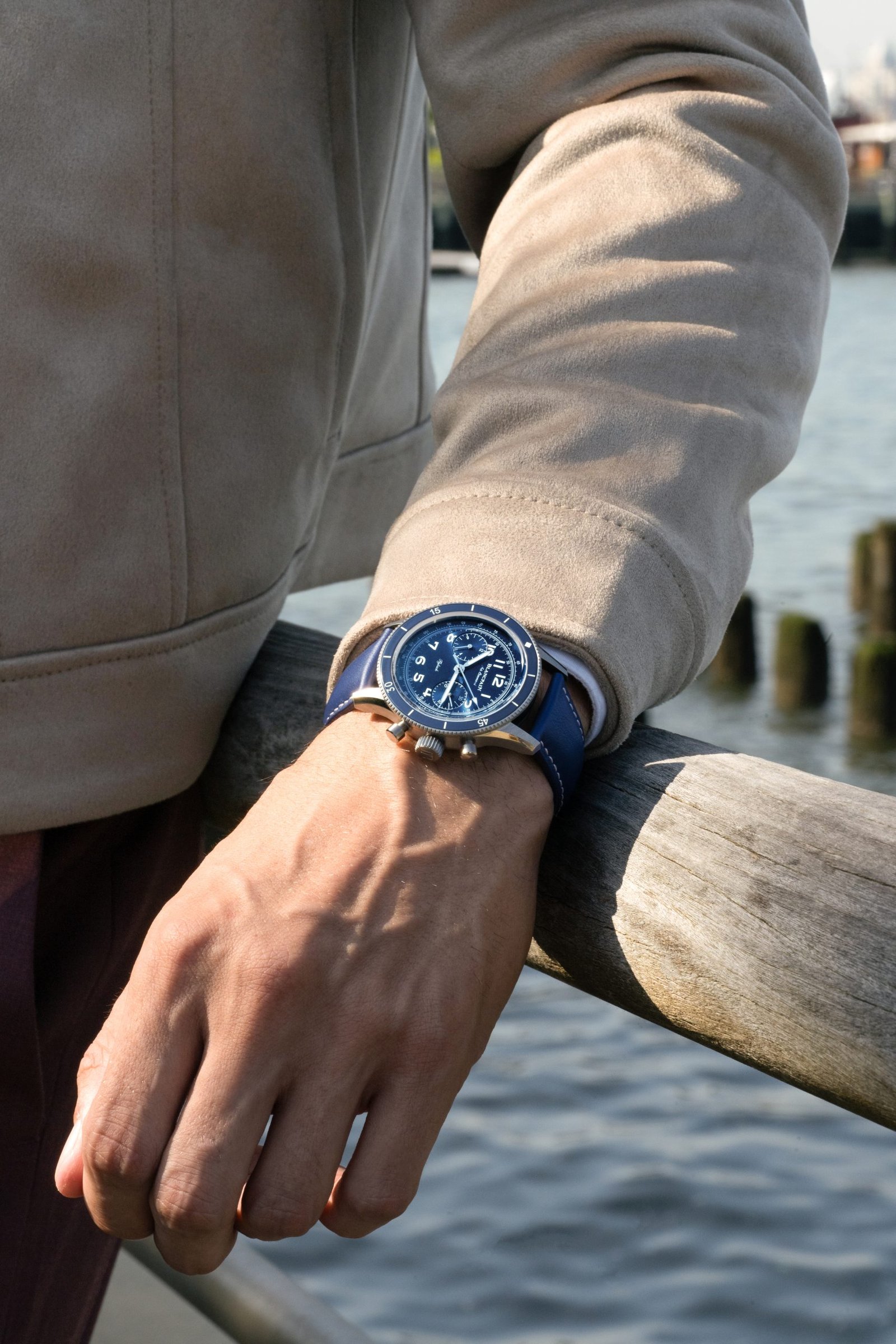 Air Command Flyback Chronograph 42 - Image 7