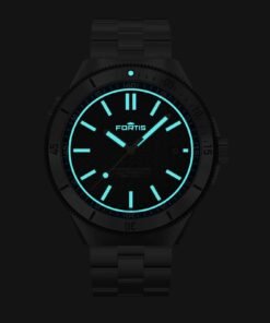 Alternative view of Marinemaster M-44 Ocean Blue