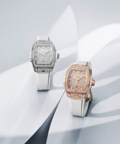 Alternative view of Spirit of Big Bang King Gold White Full Pavé