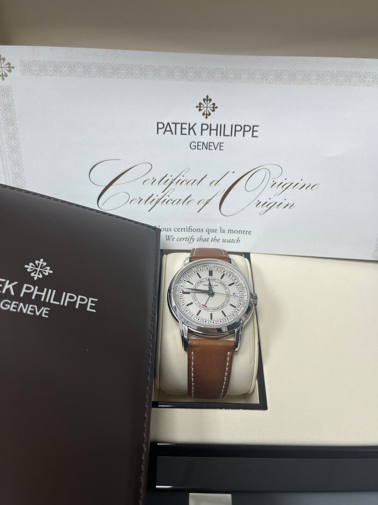 Patek Philippe Calatrava 5212A-001 Calatrava Weekly Calendar Automatic Silvery Opaline Dial Steel - Image 9