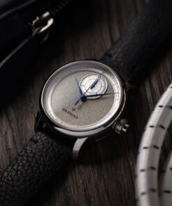 Alternative view of Excellence Le Chronographe Monopoussoir Louis Erard x Massena LAB Silver