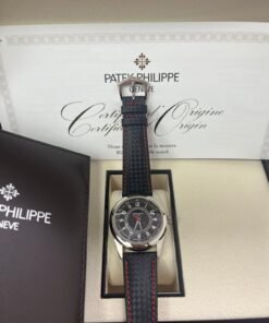 Alternative view of DATE. SWEEP SECONDS. White gold 6007G-010