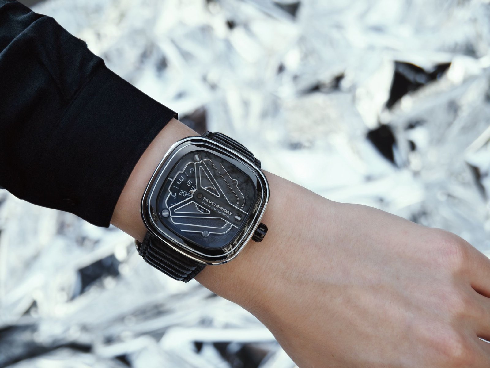 M3/08 Chrome - Image 8