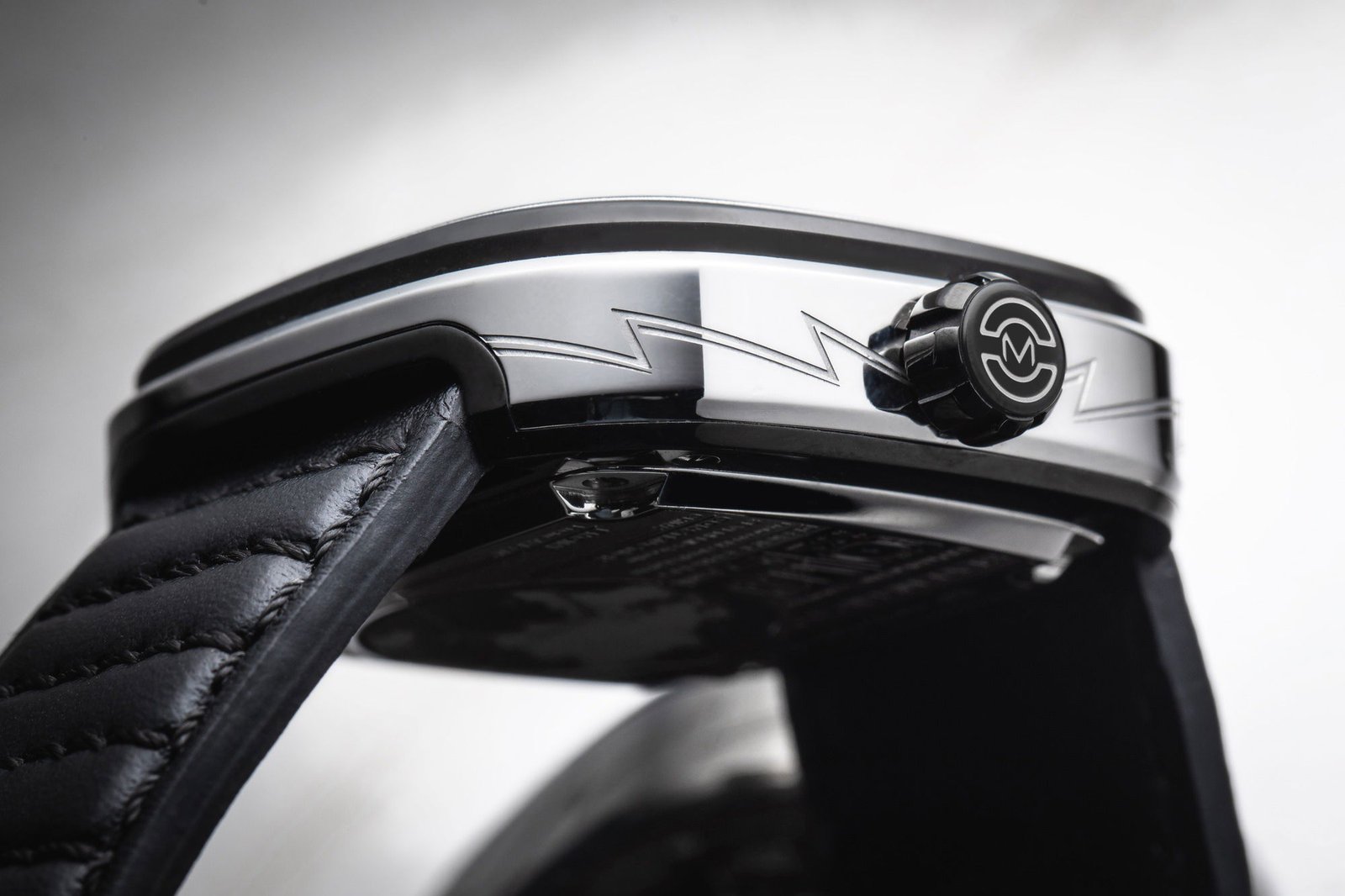 M3/08 Chrome - Image 9