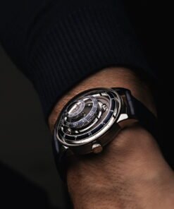 Alternative view of Une Folle Journée Blue