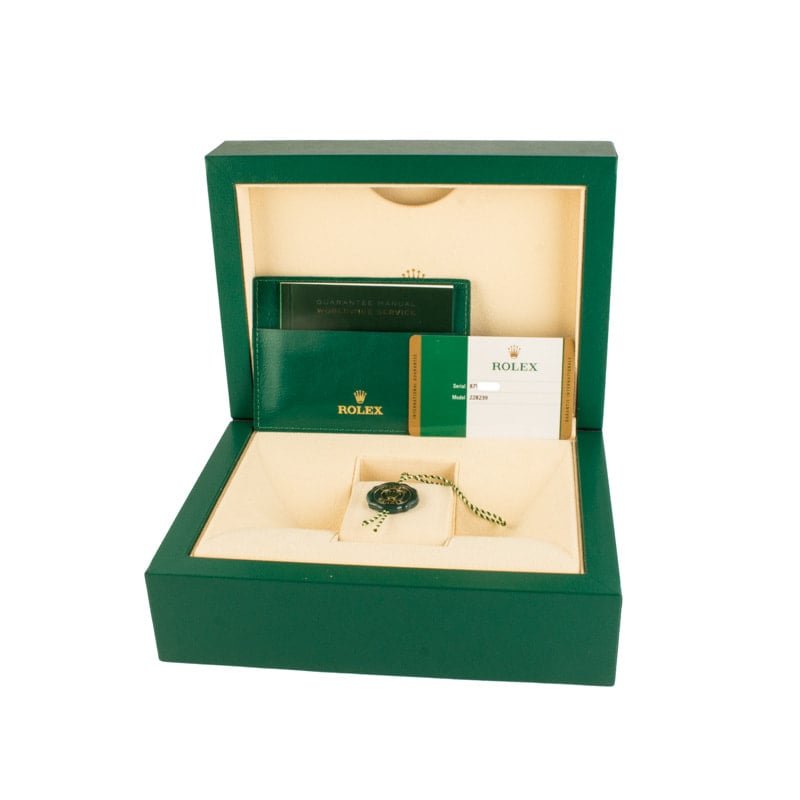 HandMade The Rolex Day-Date 40 228239 Olive Green Roman Dial - Image 4